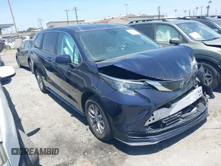 2024 Toyota Sienna LE z VIN 5TDKRKEC1RS188891, wystawiony jako IAAI lot #42066264 z przebiegiem 30 890 mil mil oraz . Historia ofert i sprzedaży dostępna na DreamBid. Obrazek 1.