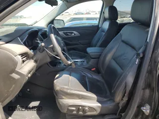 2021 Chevrolet Traverse LT z VIN 1GNEVHKW3MJ220800, wystawiony jako Copart lot #49889995 z przebiegiem 73 266 mil mil oraz Szkoda całkowita • Salvage title. Historia ofert i sprzedaży dostępna na DreamBid. Obrazek 7.