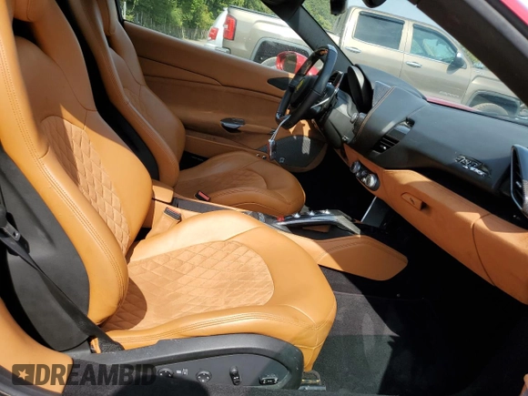 2019 Ferrari 488 z VIN ZFF80AMA4K0238692, wystawiony jako Copart lot #72172804 z przebiegiem Nie podano mil oraz Szkoda całkowita • Salvage title. Historia ofert i sprzedaży dostępna na DreamBid. Obrazek 10.