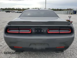 2019 Dodge Challenger R/T z VIN 2C3CDZBT2KH550896, wystawiony jako Copart lot #52299865 z przebiegiem 113 772 mil mil oraz Szkoda całkowita • Salvage title. Historia ofert i sprzedaży dostępna na DreamBid. Obrazek 6.