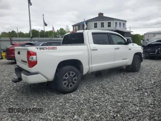 2019 Toyota Tundra SR5 z VIN 5TFHY5F10KX829945, wystawiony jako Copart lot #51911985 z przebiegiem 105 985 mil mil oraz Szkoda całkowita • Salvage title. Historia ofert i sprzedaży dostępna na DreamBid. Obrazek 3.