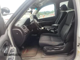 2012 Chevrolet Tahoe Commercial with VIN 1GNSK2E03CR228248, listed as a IAAI auction lot 42801707 with 197,166 mi miles and . Bid and sale history available at DreamBid. Image 34.