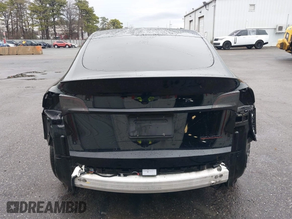 2022 Tesla Model Y Performance with VIN 7SAYGDEF7NF403701, listed as a IAAI auction lot 41961532 with 83,728 mi miles and . Bid and sale history available at DreamBid. Image 17.