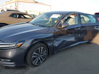 2018 Honda Accord Touring z VIN 1HGCV3F90JA004424, wystawiony jako IAAI lot #41426163 z przebiegiem 108 619 mil mil oraz . Historia ofert i sprzedaży dostępna na DreamBid. Obrazek 6.