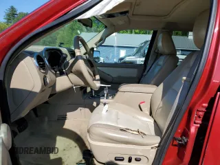 2010 Ford Explorer XLT z VIN 1FMEU7DEXAUA30671, wystawiony jako Copart lot #56351165 z przebiegiem 139 434 mil mil oraz Szkoda całkowita • Salvage title. Historia ofert i sprzedaży dostępna na DreamBid. Obrazek 7.