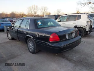 2001 Ford Crown Victoria Police Police Interceptor with VIN 2FAFP71W91X190763, listed as a IAAI auction lot 41781221 with 181,087 mi miles. Bid and sale history available at carsss.com. Image 3.