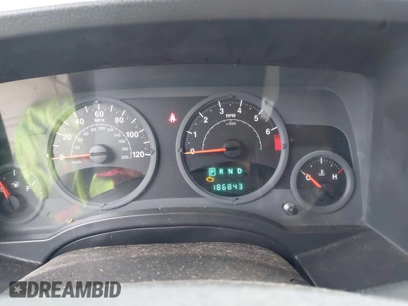 2007 Jeep Patriot Sport with VIN 1J8FT28W67D336432, listed as a IAAI auction lot 41906917 with 186,843 mi miles and . Bid and sale history available at DreamBid. Image 7.