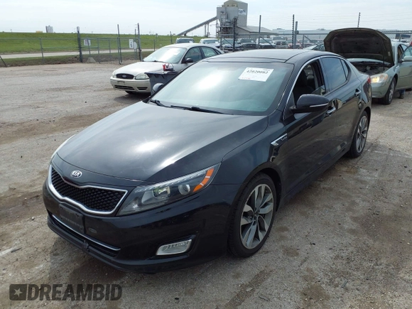 2014 Kia Optima SXL Turbo with VIN 5XXGR4A66EG307497, listed as a IAAI auction lot 42020082 with 134,736 mi miles and . Bid and sale history available at DreamBid. Image 2.