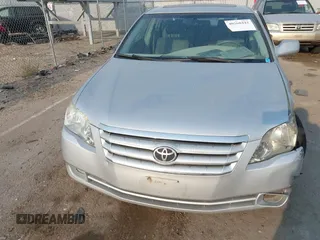 2006 Toyota Avalon XL with VIN 4T1BK36B86U078276, listed as a IAAI auction lot 40260442 with 136,502 mi miles. Bid and sale history available at carsss.com. Image 12.
