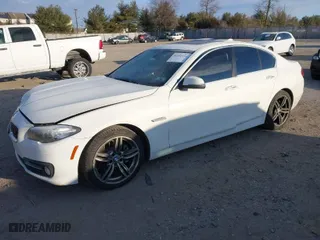 2015 BMW 5 Series 528i xDrive with VIN WBA5A7C54FD622666, listed as a IAAI auction lot 41351536 with 152,383 mi miles. Bid and sale history available at carsss.com. Image 2.