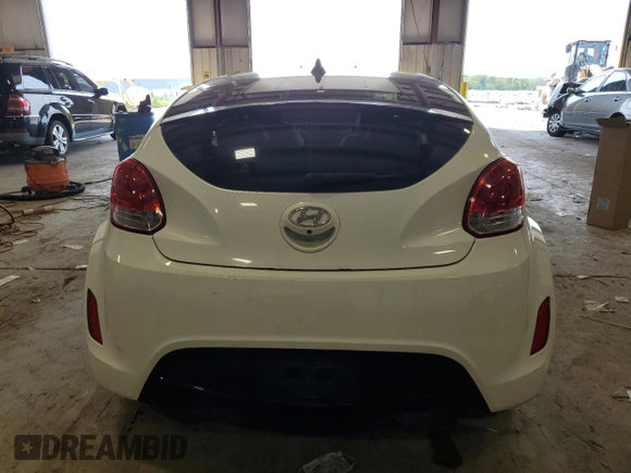 2015 Hyundai Veloster with VIN KMHTC6AD0FU236993, listed as a Copart auction lot 62411173 with 83,612 mi miles. Bid and sale history available at carsss.com. Image 6.