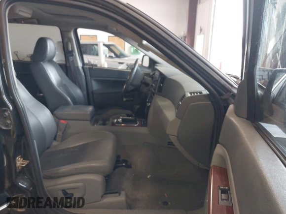 2007 Jeep Grand Cherokee Limited с VIN 1J8HR58237C592748, выставлен на аукционе IAAI как лот 42550656 с пробегом 169 157 миль миль и . История ставок и продаж доступна на DreamBid. Изображение 5.