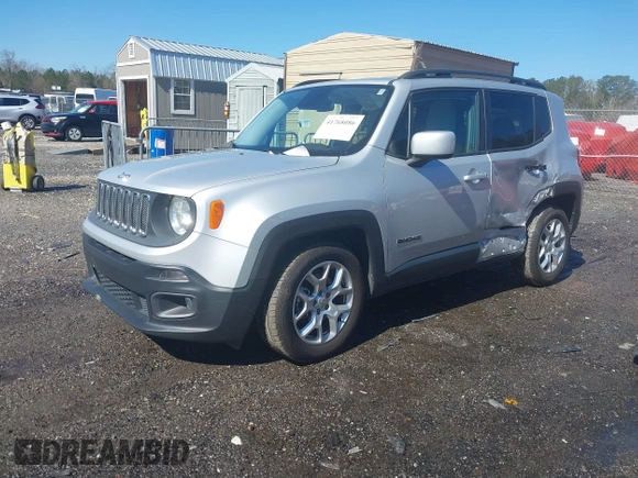 2015 Jeep Renegade Latitude with VIN ZACCJABT1FPB80079, listed as a IAAI auction lot 41768086 with 125,467 mi miles. Bid and sale history available at carsss.com. Image 2.