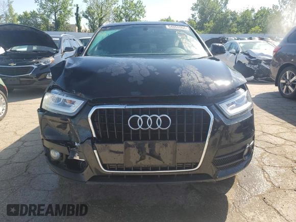 2015 Audi Q3 Prestige with VIN WA1GFCFS0FR010792, listed as a Copart auction lot 54068064 with 121,415 mi miles and Salvage title. Bid and sale history available at DreamBid. Image 5.