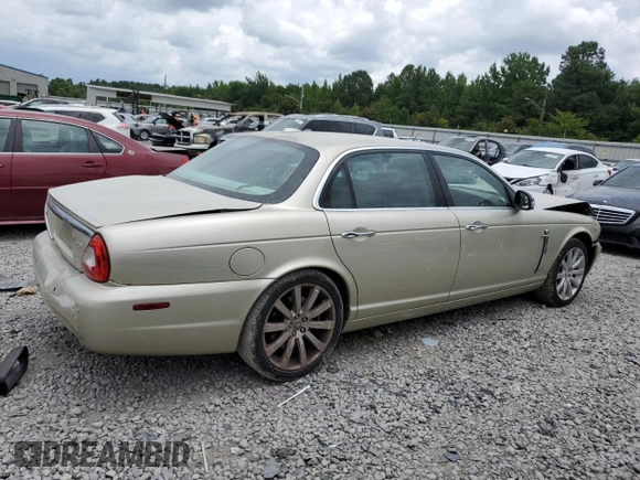 2008 Jaguar XJ Vanden Plas with VIN SAJWA82BX8SH27607, listed as a Copart auction lot 60913674 with 51,951 mi miles and Salvage Title. Bid and sale history available at carsss.com. Image 3.