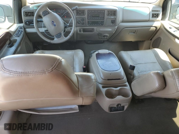 2004 Ford Excursion Limited z VIN 1FMNU43S94EB57481, wystawiony jako Copart lot #54445455 z przebiegiem 284 737 mil mil oraz Czysty tytuł • Clean title. Historia ofert i sprzedaży dostępna na DreamBid. Obrazek 8.