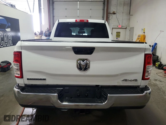 2024 Ram 2500 Big Horn with VIN 3C6UR5DL1RG266801, listed as a Copart auction lot 54773055 with 33,394 mi miles and Clean Title. Bid and sale history available at carsss.com. Image 6.