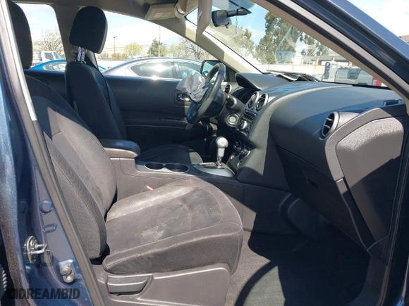 2015 Nissan Rogue Select S with VIN JN8AS5MT7FW664144, listed as a IAAI auction lot 41949061 with 106,507 mi miles. Bid and sale history available at carsss.com. Image 5.