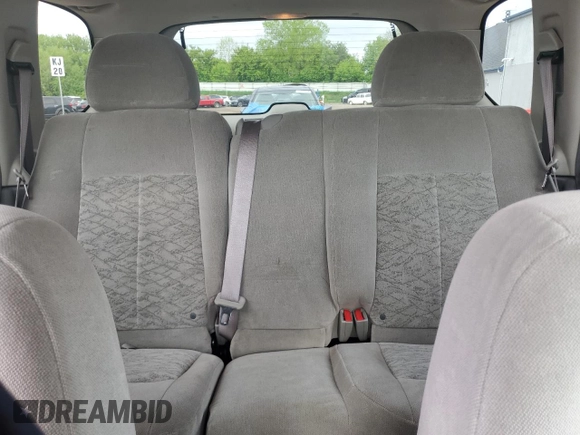 2007 GMC Envoy SLE z VIN 1GKDT13S272124785, wystawiony jako Copart lot #56509515 z przebiegiem 111 960 mil mil oraz Czysty tytuł • Clean title. Historia ofert i sprzedaży dostępna na DreamBid. Obrazek 10.