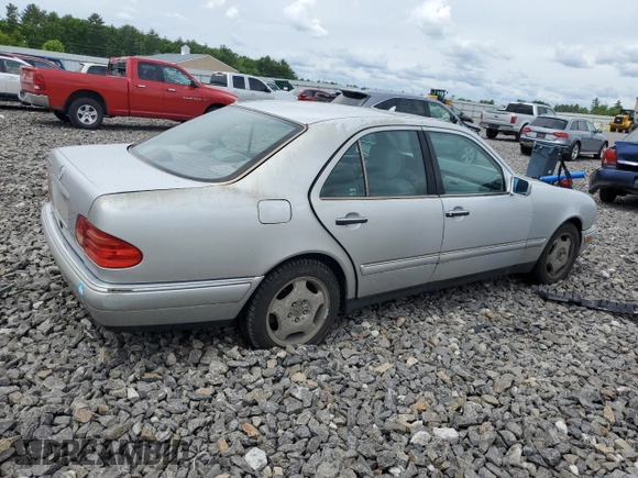 1997 Mercedes-Benz E-Class with VIN WDBJF72F7VA245827, listed as a Copart auction lot 56963154 with 63,162 mi miles and Clean Title. Bid and sale history available at carsss.com. Image 3.