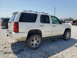 2009 Chevrolet Tahoe LTZ с VIN 1GNFC33019R222982, выставлен на аукционе Copart как лот 50114615 с пробегом 171 622 миль миль и Списание • Salvage title. История ставок и продаж доступна на DreamBid. Изображение 3.