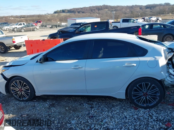 2022 Kia Forte GT with VIN 3KPF44ACXNE462109, listed as a IAAI auction lot 41218150 with 39,952 mi miles. Bid and sale history available at carsss.com. Image 15.