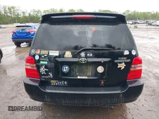 2003 Toyota Highlander z VIN JTEHF21A330145456, wystawiony jako IAAI lot #42314980 z przebiegiem 223 200 mil mil oraz . Historia ofert i sprzedaży dostępna na DreamBid. Obrazek 16.