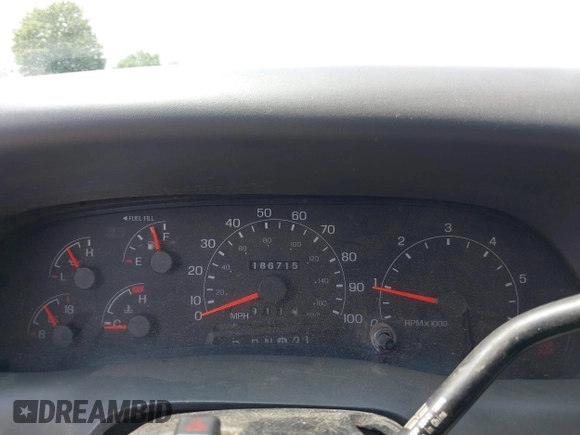 2000 Ford F-250 XL with VIN 1FTNX21L9YED56676, listed as a IAAI auction lot 42390087 with 186,715 mi miles and . Bid and sale history available at DreamBid. Image 7.