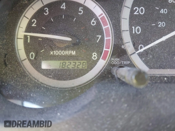 2005 Toyota Sienna XLE z VIN 5TDZA22C35S235729, wystawiony jako IAAI lot #42532095 z przebiegiem 182 328 mil mil oraz . Historia ofert i sprzedaży dostępna na DreamBid. Obrazek 7.