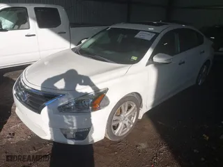 2013 Nissan Altima 3.5 SL with VIN 1N4BL3APXDC911928, listed as a IAAI auction lot 41533563 with 133,230 mi miles. Bid and sale history available at carsss.com. Image 17.