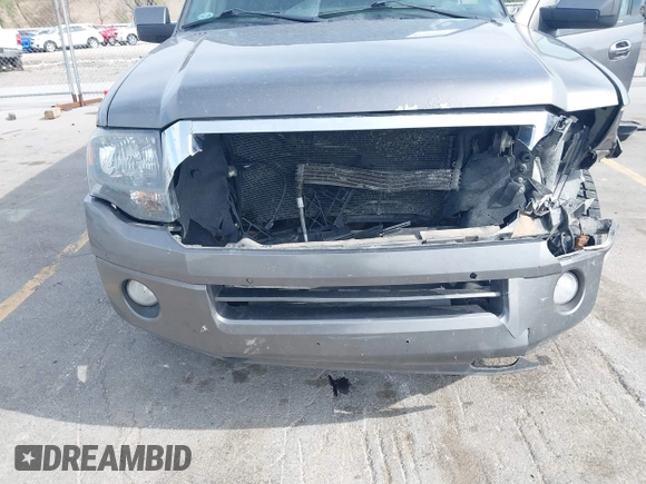 2014 Ford Expedition Max Limited z VIN 1FMJK2A51EEF35056, wystawiony jako IAAI lot #42160938 z przebiegiem 191 992 mil mil oraz . Historia ofert i sprzedaży dostępna na DreamBid. Obrazek 6.