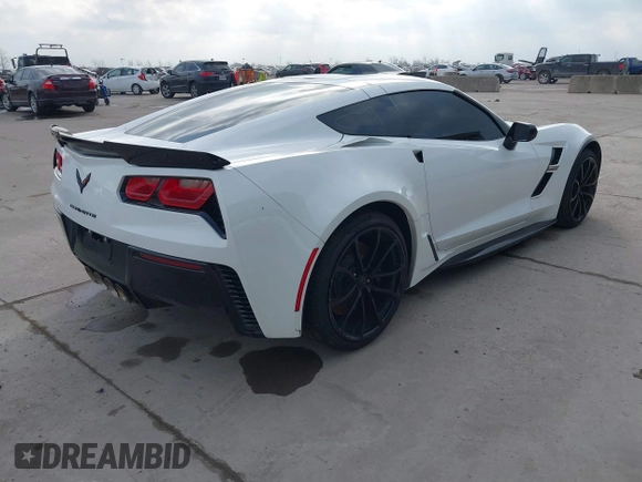 2018 Chevrolet Corvette Grand Sport 2LT with VIN 1G1YY2D73J5106468, listed as a IAAI auction lot 41790853 with 10,646 mi miles. Bid and sale history available at carsss.com. Image 4.