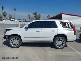 2016 Cadillac Escalade Platinum with VIN 1GYS3DKJ0GR421326, listed as a IAAI auction lot 41895557 with 78,398 mi miles. Bid and sale history available at carsss.com. Image 15.