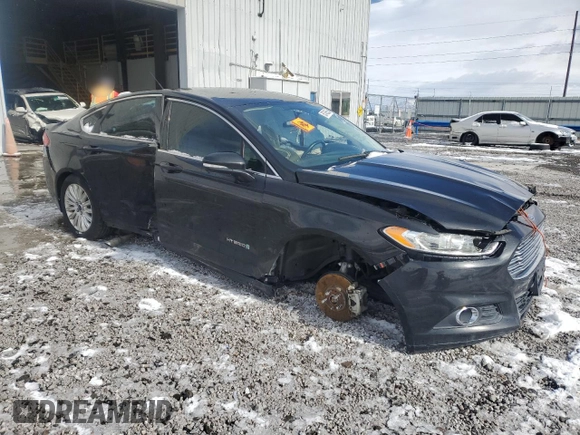 2013 Ford Fusion SE Hybrid with VIN 3FA6P0LU4DR379956, listed as a Copart auction lot 50746555 with Not Provided miles and Salvage Title. Bid and sale history available at carsss.com. Image 4.