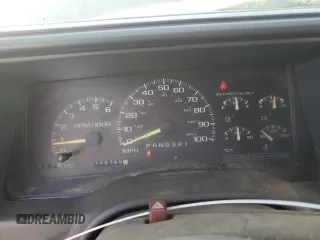 1999 GMC Yukon with VIN 1GKEK13RXXJ748733, listed as a Copart auction lot 74125914 with 172,766 mi miles and Clean Title. Bid and sale history available at carsss.com. Image 9.