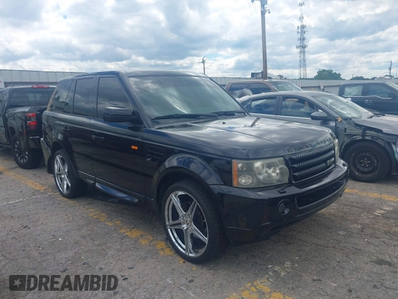 2006 Land Rover Range Rover Sport HSE z VIN SALSF25436A924149, wystawiony jako IAAI lot #42187760 z przebiegiem 192 011 mil mil oraz . Historia ofert i sprzedaży dostępna na DreamBid. Obrazek 1.