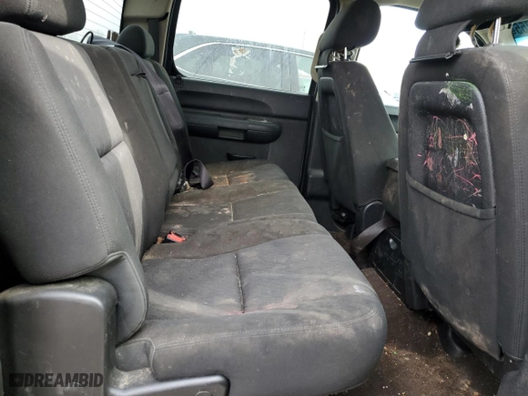 2013 Chevrolet Silverado 1500 LT with VIN 3GCPKSE7XDG276665, listed as a Copart auction lot 48207755 with 304,391 mi miles and Clean Title. Bid and sale history available at carsss.com. Image 10.