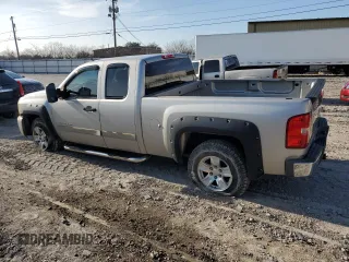 2007 Chevrolet Silverado 1500 LTZ with VIN 2GCEC19J971591295, listed as a Copart auction lot 43725545 with 180,778 mi miles and Salvage Title. Bid and sale history available at carsss.com. Image 2.