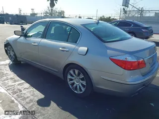 2009 Hyundai Genesis with VIN KMHGC46E59U046506, listed as a IAAI auction lot 41990191 with 86,791 mi miles. Bid and sale history available at carsss.com. Image 3.