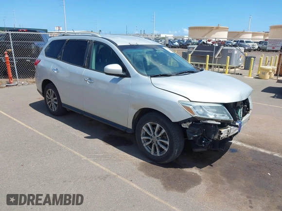 2016 Nissan Pathfinder SV with VIN 5N1AR2MN9GC615324, listed as a IAAI auction lot 42184115 with 67,673 mi miles. Bid and sale history available at carsss.com. Image 1.