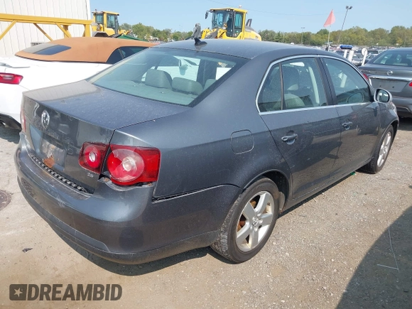 2009 Volkswagen Jetta SE с VIN 3VWRM71K39M128275, выставлен на аукционе IAAI как лот 40320181 с пробегом 164 029 миль миль и . История ставок и продаж доступна на DreamBid. Изображение 4.