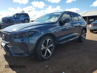 2023 Volvo XC60 Ultimate Dark Theme z VIN YV4L12RX3P1204962, wystawiony jako Copart lot #41122214 z przebiegiem 13 002 mil mil oraz . Historia ofert i sprzedaży dostępna na DreamBid. Obrazek 1.