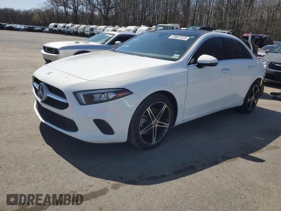 2022 Mercedes-Benz A 220 with VIN W1K3G4FB0NJ362944, listed as a Copart auction lot 49607325 with 5,519 mi miles and Salvage Title. Bid and sale history available at DreamBid. Image 1.