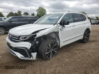2024 Volkswagen Tiguan SEL R-Line с VIN 3VV4B7AX3RM141320, выставлен на аукционе Copart как лот 55606335 с пробегом 9 347 миль миль и Списание • Salvage title. История ставок и продаж доступна на DreamBid. Изображение 1.
