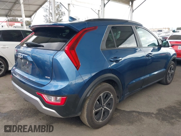 2023 Kia Niro EX with VIN KNDCR3LEXP5101684, listed as a IAAI auction lot 41893043 with 12,561 mi miles. Bid and sale history available at carsss.com. Image 4.