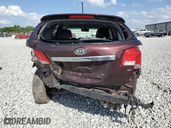 2012 Kia Sorento EX с VIN 5XYKU3A69CG248327, выставлен на аукционе Copart как лот 52068555 с пробегом 197 536 миль миль и Списание • Salvage title. История ставок и продаж доступна на DreamBid. Изображение 6.