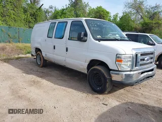 2008 Ford Econoline Cargo Commercial with VIN 1FTNE14W58DA55740, listed as a IAAI auction lot 42117873 with 191,734 mi miles. Bid and sale history available at carsss.com. Image 1.