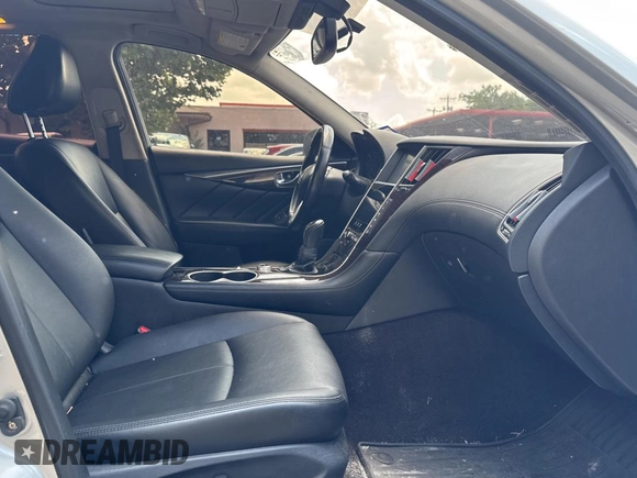2018 Infiniti Q50 Luxe with VIN JN1EV7AP6JM350970, listed as a Copart auction lot 65393755 with 108,287 mi miles and Clean title. Bid and sale history available at DreamBid. Image 5.