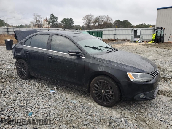 2013 Volkswagen Jetta SEL с VIN 3VWLX7AJ6DM368577, выставлен на аукционе Copart как лот 85482604 с пробегом 134 577 миль миль и Списание • Salvage title. История ставок и продаж доступна на DreamBid. Изображение 4.