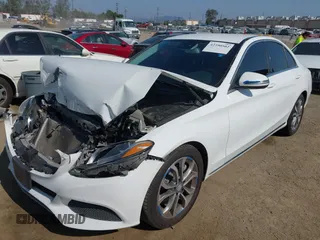 2017 Mercedes-Benz C 300 с VIN 55SWF4JB6HU188700, выставлен на аукционе IAAI как лот 42390502 с пробегом 105 653 миль миль и . История ставок и продаж доступна на DreamBid. Изображение 18.